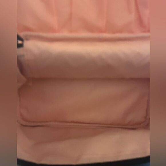 NWOT Victoria's Secret Black Toiletry Bag with Gold Logo - Picture 7 of 13